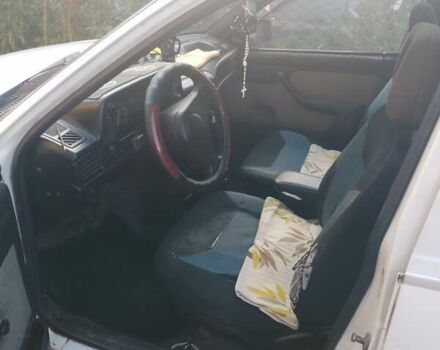 Білий Опель Кадет, об'ємом двигуна 1.6 л та пробігом 200 тис. км за 576 $, фото 1 на Automoto.ua