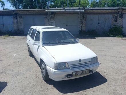 Опель Кадет 1987 у Запоріжжя на Automoto.ua Білий Опель Кадет, об'ємом двигуна 1.3 л та пробігом 70 тис. км за 773 $, фото 1 на Automoto.ua