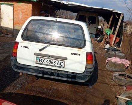 Белый Опель Кадет, объемом двигателя 1.6 л и пробегом 88 тыс. км за 750 $, фото 1 на Automoto.ua