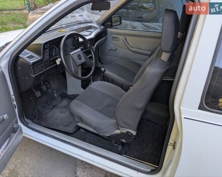 Білий Опель Кадет, об'ємом двигуна 1.3 л та пробігом 77 тис. км за 1300 $, фото 1 на Automoto.ua