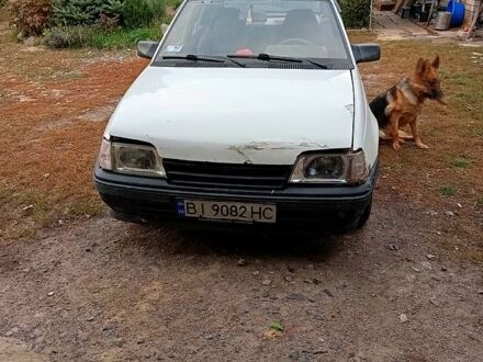 Опель Кадет 1987 в Полтаве на Automoto.ua Белый Опель Кадет, объемом двигателя 1.3 л и пробегом 52 тыс. км за 400 $, фото 1 на Automoto.ua