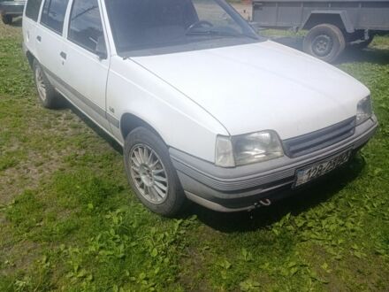 Опель Кадет 1987 у Камінь-Каширський на Automoto.ua Білий Опель Кадет, об'ємом двигуна 1.6 л та пробігом 234 тис. км за 290 $, фото 1 на Automoto.ua