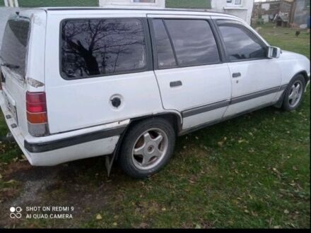 Белый Опель Кадет, объемом двигателя 0 л и пробегом 90 тыс. км за 500 $, фото 1 на Automoto.ua