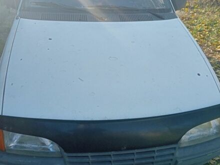 Белый Опель Кадет, объемом двигателя 1.3 л и пробегом 40 тыс. км за 600 $, фото 1 на Automoto.ua