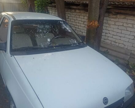 Білий Опель Кадет, об'ємом двигуна 1.3 л та пробігом 150 тис. км за 700 $, фото 1 на Automoto.ua