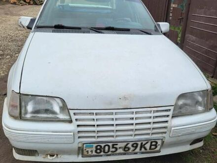 Белый Опель Кадет, объемом двигателя 1.6 л и пробегом 99 тыс. км за 1000 $, фото 1 на Automoto.ua