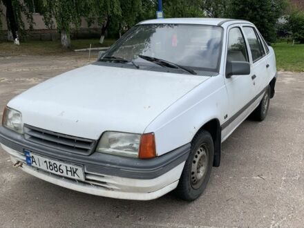 Опель Кадет 1990 у Калинівка на Automoto.ua Білий Опель Кадет, об'ємом двигуна 1.4 л та пробігом 3 тис. км за 650 $, фото 1 на Automoto.ua