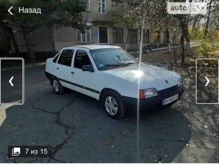 Білий Опель Кадет, об'ємом двигуна 1 л та пробігом 230 тис. км за 1100 $, фото 1 на Automoto.ua