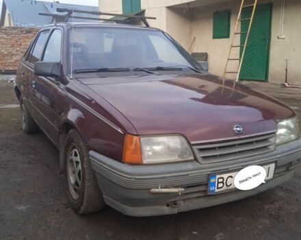 Білий Опель Кадет, об'ємом двигуна 1.6 л та пробігом 277 тис. км за 690 $, фото 1 на Automoto.ua