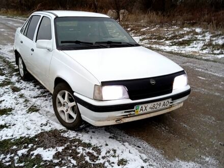 Опель Кадет 1991 у Лозовой на Automoto.ua Білий Опель Кадет, об'ємом двигуна 14 л та пробігом 350 тис. км за 1000 $, фото 1 на Automoto.ua