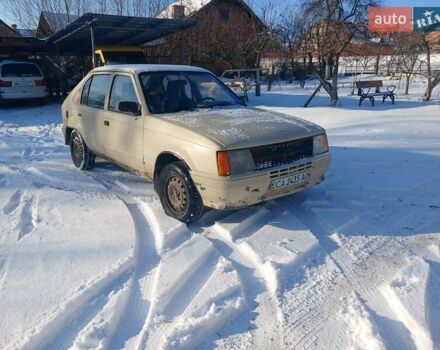 Бежевий Опель Кадет, об'ємом двигуна 1.68 л та пробігом 123 тис. км за 1250 $, фото 1 на Automoto.ua