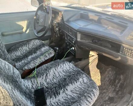 Бежевий Опель Кадет, об'ємом двигуна 1.68 л та пробігом 123 тис. км за 1250 $, фото 4 на Automoto.ua