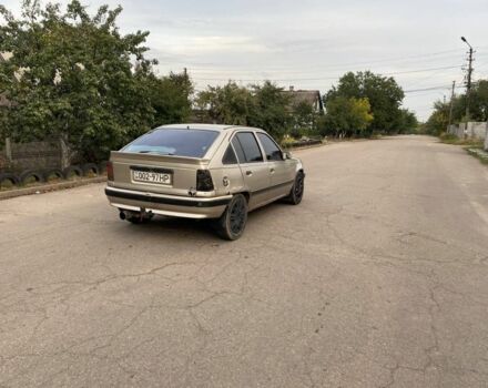 Бежевый Опель Кадет, объемом двигателя 2 л и пробегом 235 тыс. км за 800 $, фото 9 на Automoto.ua