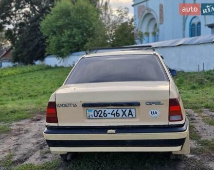 Бежевый Опель Кадет, объемом двигателя 1.6 л и пробегом 75 тыс. км за 1500 $, фото 8 на Automoto.ua