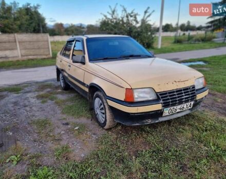Бежевый Опель Кадет, объемом двигателя 1.6 л и пробегом 75 тыс. км за 1500 $, фото 3 на Automoto.ua