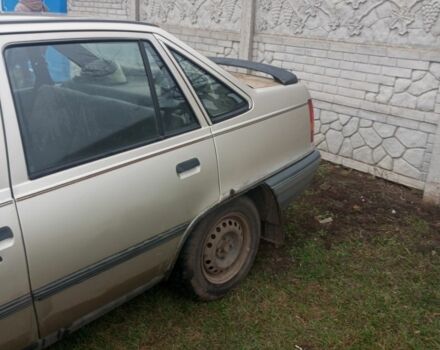 Бежевый Опель Кадет, объемом двигателя 1.3 л и пробегом 120 тыс. км за 700 $, фото 2 на Automoto.ua