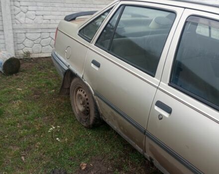 Бежевый Опель Кадет, объемом двигателя 1.3 л и пробегом 120 тыс. км за 700 $, фото 3 на Automoto.ua