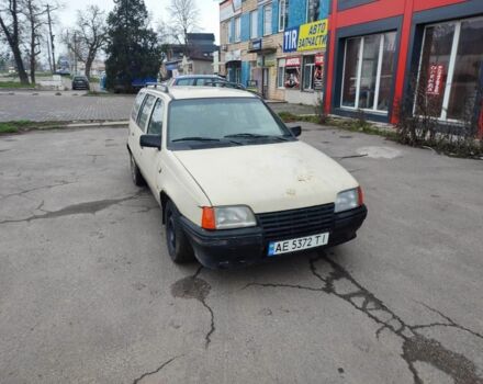 Бежевый Опель Кадет, объемом двигателя 1.6 л и пробегом 90 тыс. км за 750 $, фото 2 на Automoto.ua