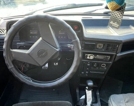 Бежевый Опель Кадет, объемом двигателя 1.6 л и пробегом 300 тыс. км за 999 $, фото 2 на Automoto.ua