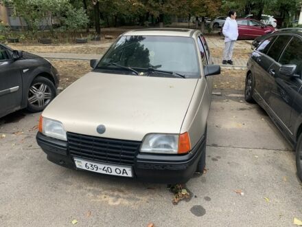 Опель Кадет 1988 у Одесі на Automoto.ua Бежевий Опель Кадет, об'ємом двигуна 1.8 л та пробігом 100 тис. км за 1000 $, фото 1 на Automoto.ua
