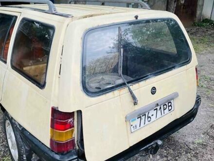 Опель Кадет 1989 у Кривому Розі на Automoto.ua Бежевий Опель Кадет, об'ємом двигуна 1.7 л та пробігом 123 тис. км за 1200 $, фото 1 на Automoto.ua