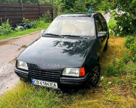 Черный Опель Кадет, объемом двигателя 1.3 л и пробегом 133 тыс. км за 800 $, фото 3 на Automoto.ua