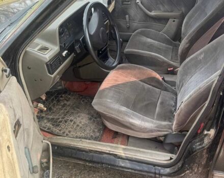 Черный Опель Кадет, объемом двигателя 1.3 л и пробегом 250 тыс. км за 450 $, фото 3 на Automoto.ua