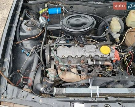 Черный Опель Кадет, объемом двигателя 1.8 л и пробегом 100 тыс. км за 1200 $, фото 15 на Automoto.ua