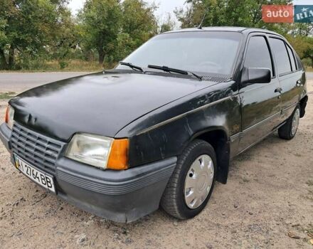 Черный Опель Кадет, объемом двигателя 1.8 л и пробегом 100 тыс. км за 1200 $, фото 9 на Automoto.ua