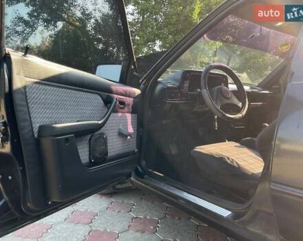 Черный Опель Кадет, объемом двигателя 1.6 л и пробегом 5 тыс. км за 1327 $, фото 10 на Automoto.ua