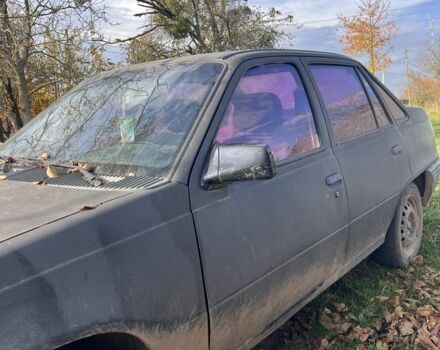 Черный Опель Кадет, объемом двигателя 1.4 л и пробегом 350 тыс. км за 800 $, фото 1 на Automoto.ua