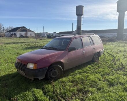 Черный Опель Кадет, объемом двигателя 1.6 л и пробегом 428 тыс. км за 713 $, фото 11 на Automoto.ua