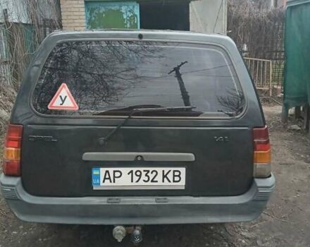 Черный Опель Кадет, объемом двигателя 1.4 л и пробегом 100 тыс. км за 2200 $, фото 4 на Automoto.ua