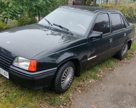 Черный Опель Кадет, объемом двигателя 1.3 л и пробегом 92 тыс. км за 1200 $, фото 1 на Automoto.ua