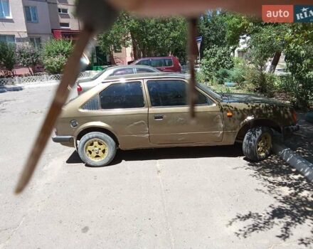 Коричневый Опель Кадет, объемом двигателя 1.6 л и пробегом 200 тыс. км за 750 $, фото 3 на Automoto.ua