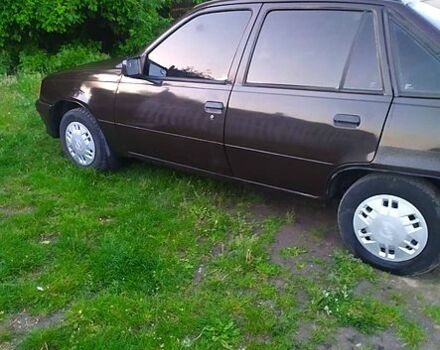 Коричневый Опель Кадет, объемом двигателя 1.3 л и пробегом 280 тыс. км за 900 $, фото 1 на Automoto.ua