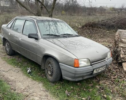 Коричневый Опель Кадет, объемом двигателя 1.6 л и пробегом 200 тыс. км за 355 $, фото 1 на Automoto.ua