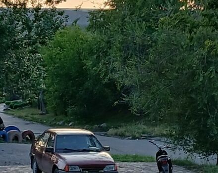 Красный Опель Кадет, объемом двигателя 1.3 л и пробегом 590 тыс. км за 714 $, фото 8 на Automoto.ua