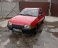 Красный Опель Кадет, объемом двигателя 1.3 л и пробегом 185 тыс. км за 1400 $, фото 1 на Automoto.ua