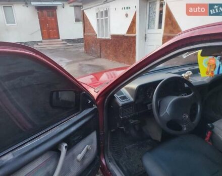 Червоний Опель Кадет, об'ємом двигуна 1.3 л та пробігом 250 тис. км за 850 $, фото 4 на Automoto.ua