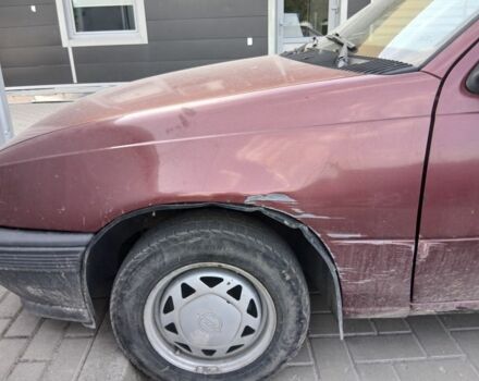 Красный Опель Кадет, объемом двигателя 1.3 л и пробегом 590 тыс. км за 714 $, фото 5 на Automoto.ua