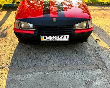 Червоний Опель Кадет, об'ємом двигуна 1.6 л та пробігом 0 тис. км за 950 $, фото 5 на Automoto.ua