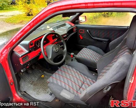 Червоний Опель Кадет, об'ємом двигуна 1.3 л та пробігом 325 тис. км за 1000 $, фото 6 на Automoto.ua