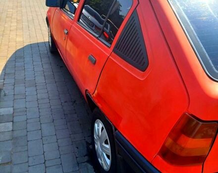 Красный Опель Кадет, объемом двигателя 1.3 л и пробегом 198 тыс. км за 1500 $, фото 4 на Automoto.ua