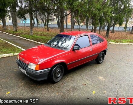 Красный Опель Кадет, объемом двигателя 1.6 л и пробегом 300 тыс. км за 1350 $, фото 1 на Automoto.ua