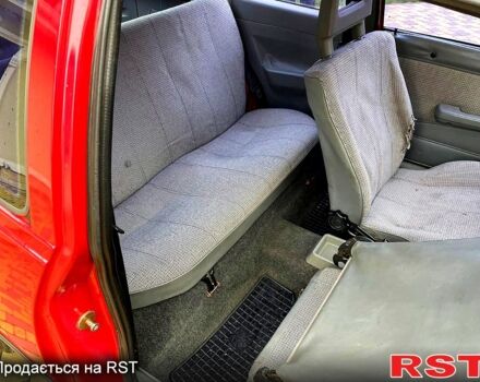 Красный Опель Кадет, объемом двигателя 1.6 л и пробегом 300 тыс. км за 1350 $, фото 10 на Automoto.ua