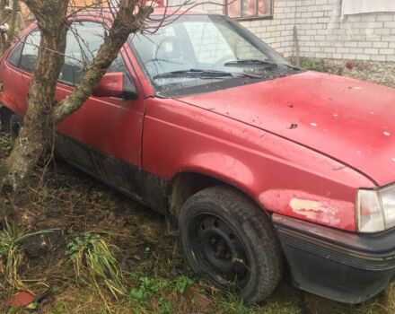 Красный Опель Кадет, объемом двигателя 1.6 л и пробегом 145 тыс. км за 640 $, фото 6 на Automoto.ua