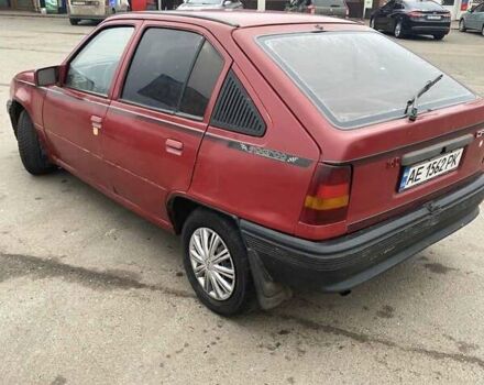 Красный Опель Кадет, объемом двигателя 1.6 л и пробегом 200 тыс. км за 1145 $, фото 4 на Automoto.ua