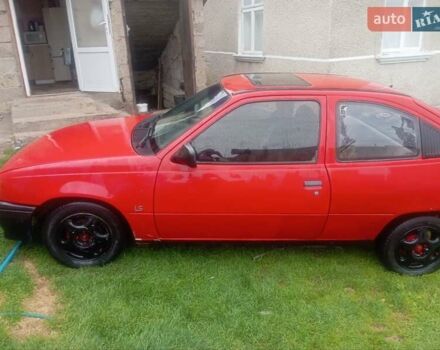 Красный Опель Кадет, объемом двигателя 1.6 л и пробегом 100 тыс. км за 1150 $, фото 6 на Automoto.ua