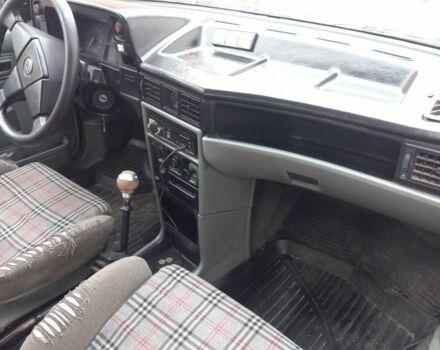 Красный Опель Кадет, объемом двигателя 1.2 л и пробегом 70 тыс. км за 750 $, фото 1 на Automoto.ua